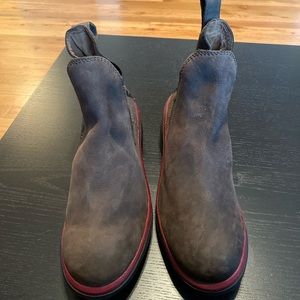 JOHN FLUEVOG OUTDOOR BOOTS